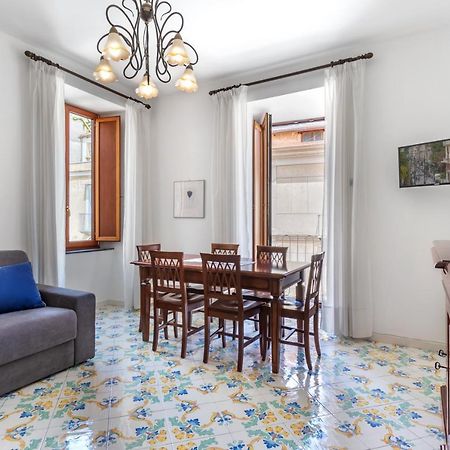 Comfy Apt 4 Sleeps Right In The Centre Sorrento Ngoại thất bức ảnh
