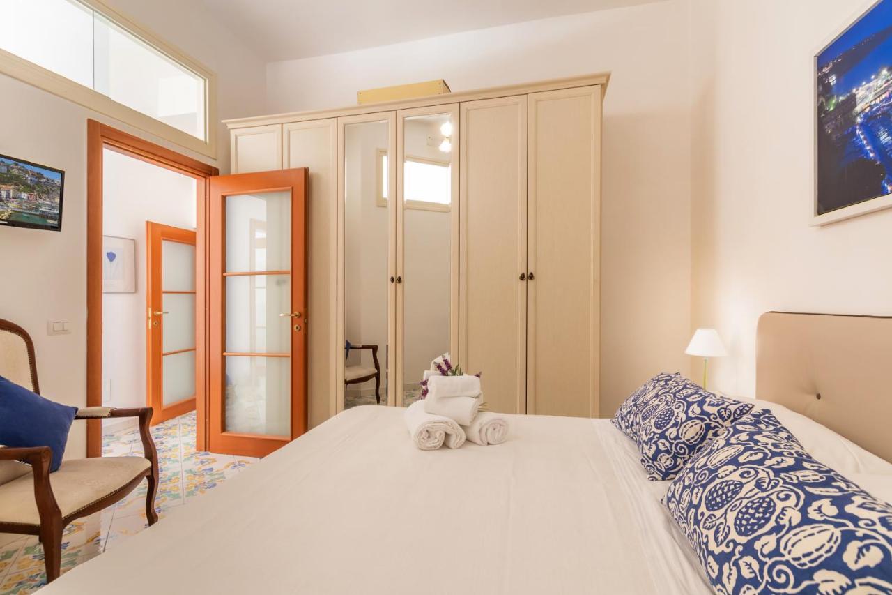 Comfy Apt 4 Sleeps Right In The Centre Sorrento Ngoại thất bức ảnh